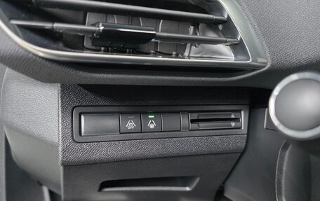 Peugeot 3008 II, 2022 год, 2 500 000 рублей, 10 фотография