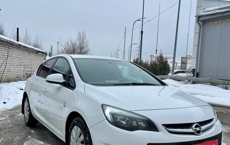 Opel Astra J, 2014 год, 950 000 рублей, 1 фотография