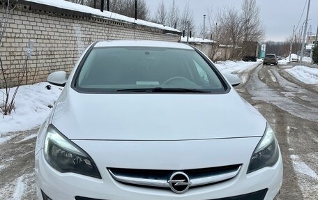 Opel Astra J, 2014 год, 950 000 рублей, 2 фотография