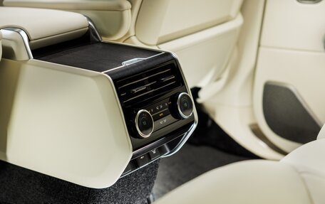 Land Rover Range Rover IV рестайлинг, 2025 год, 30 483 000 рублей, 19 фотография