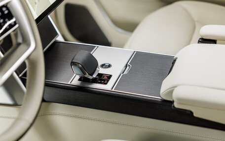 Land Rover Range Rover IV рестайлинг, 2025 год, 30 483 000 рублей, 23 фотография