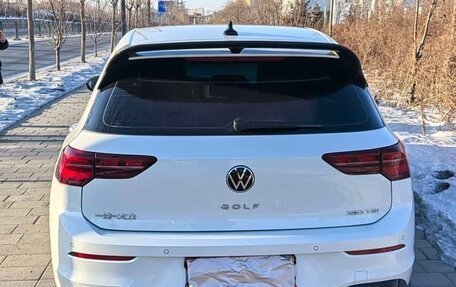 Volkswagen Golf VIII, 2022 год, 1 900 000 рублей, 5 фотография