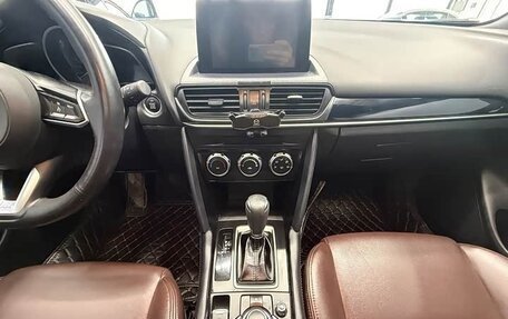 Mazda CX-4, 2021 год, 2 320 000 рублей, 7 фотография