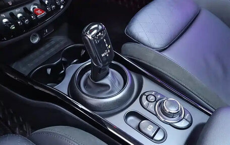 MINI Clubman, 2022 год, 2 200 000 рублей, 11 фотография