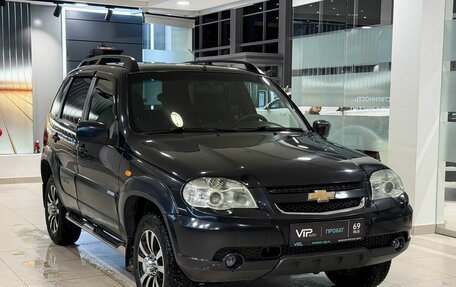 Chevrolet Niva I рестайлинг, 2011 год, 599 000 рублей, 3 фотография