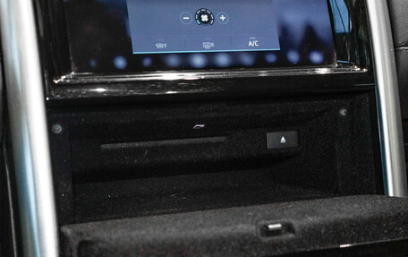 Land Rover Discovery IV, 2017 год, 4 250 000 рублей, 29 фотография