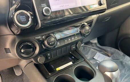 Toyota Hilux VIII, 2026 год, 7 200 000 рублей, 20 фотография