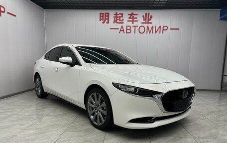 Mazda 3, 2021 год, 1 990 000 рублей, 3 фотография