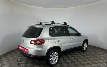 Volkswagen Tiguan I, 2011 год, 850 000 рублей, 6 фотография