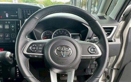 Toyota Roomy I, 2023 год, 1 081 000 рублей, 13 фотография