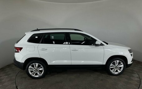 Skoda Karoq I, 2020 год, 2 200 000 рублей, 2 фотография