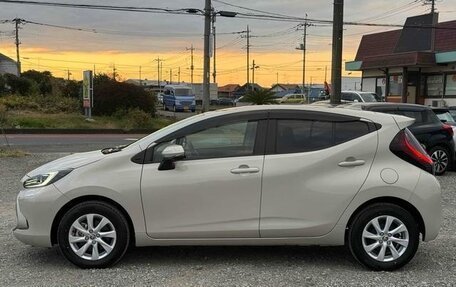 Toyota Aqua, 2023 год, 1 250 178 рублей, 3 фотография