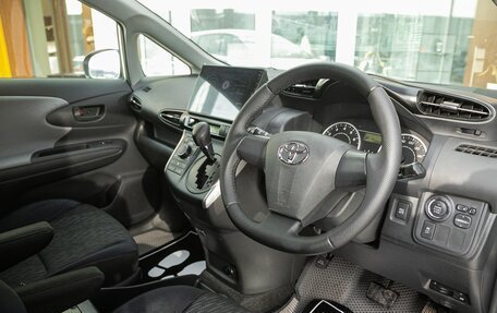 Toyota Wish II, 2010 год, 1 148 000 рублей, 12 фотография