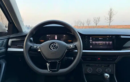 Volkswagen Lavida, 2022 год, 1 430 010 рублей, 7 фотография