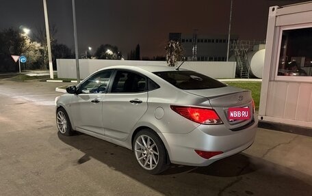 Hyundai Solaris II рестайлинг, 2014 год, 680 000 рублей, 1 фотография