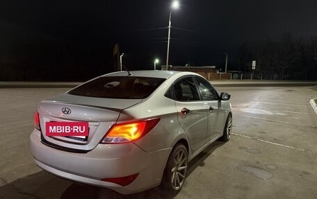 Hyundai Solaris II рестайлинг, 2014 год, 680 000 рублей, 8 фотография
