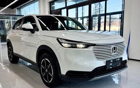 Honda Vezel, 2023 год, 2 100 000 рублей, 3 фотография