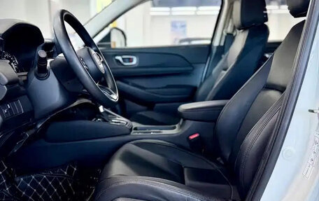 Honda Vezel, 2023 год, 2 100 000 рублей, 9 фотография