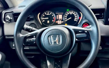 Honda Vezel, 2023 год, 2 100 000 рублей, 12 фотография