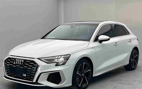 Audi A3, 2022 год, 2 100 000 рублей, 1 фотография