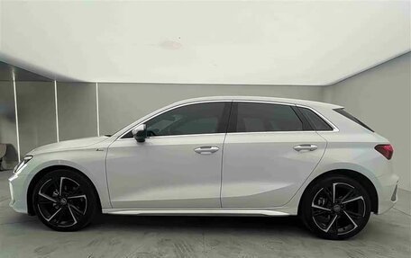 Audi A3, 2022 год, 2 100 000 рублей, 4 фотография