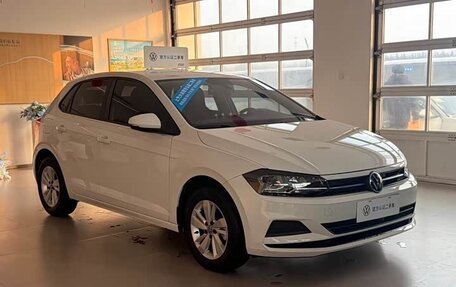 Volkswagen Polo, 2023 год, 1 480 000 рублей, 3 фотография
