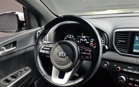 KIA Sportage IV рестайлинг, 2021 год, 2 240 000 рублей, 11 фотография