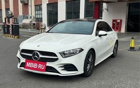 Mercedes-Benz A-Класс, 2022 год, 1 699 999 рублей, 2 фотография