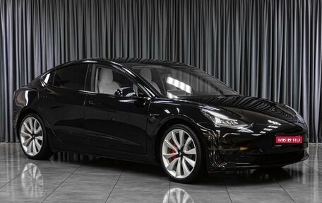 Tesla Model 3 I, 2019 год, 3 099 000 рублей, 1 фотография