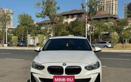 BMW 1 серия, 2021 год, 1 499 000 рублей, 1 фотография