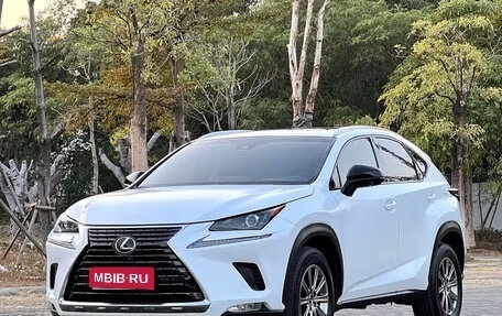 Lexus NX I, 2019 год, 2 300 000 рублей, 1 фотография