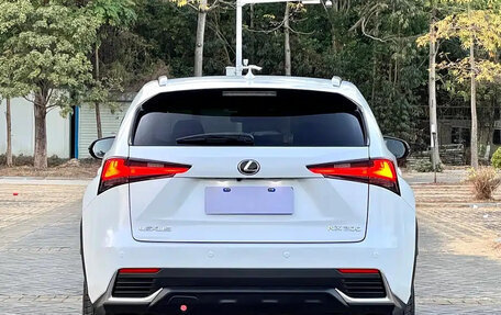 Lexus NX I, 2019 год, 2 300 000 рублей, 5 фотография