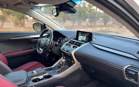 Lexus NX I, 2019 год, 2 300 000 рублей, 13 фотография