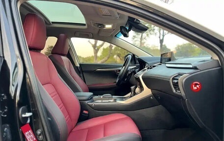 Lexus NX I, 2019 год, 2 300 000 рублей, 12 фотография