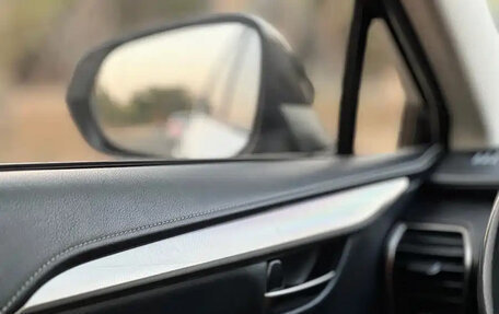 Lexus NX I, 2019 год, 2 300 000 рублей, 28 фотография