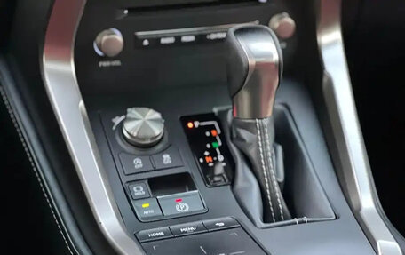 Lexus NX I, 2019 год, 2 300 000 рублей, 29 фотография