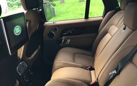 Land Rover Range Rover IV рестайлинг, 2019 год, 9 000 000 рублей, 15 фотография