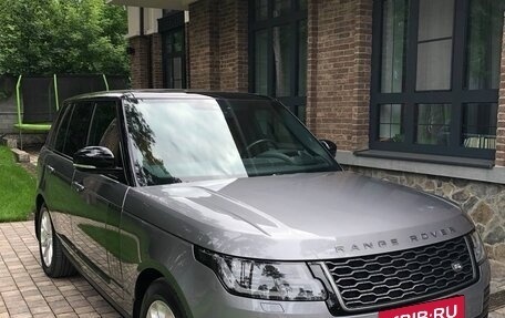 Land Rover Range Rover IV рестайлинг, 2019 год, 9 000 000 рублей, 23 фотография