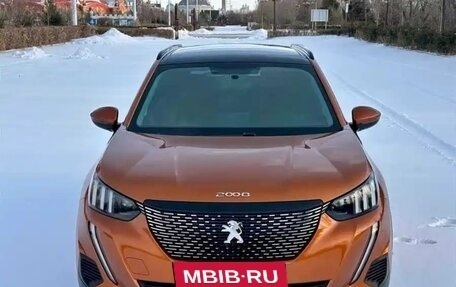 Peugeot 2008 II, 2022 год, 1 380 000 рублей, 2 фотография