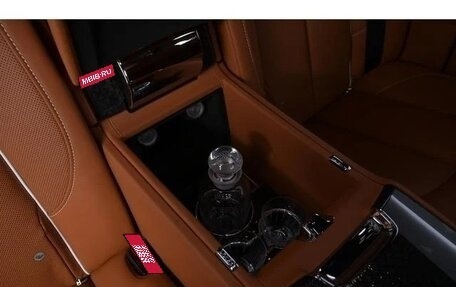 Rolls-Royce Cullinan, 2025 год, 58 000 000 рублей, 29 фотография