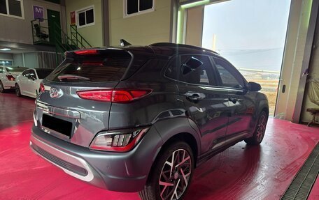 Hyundai Kona I, 2022 год, 1 635 000 рублей, 3 фотография