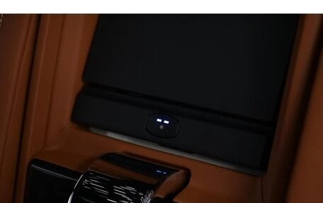 Rolls-Royce Cullinan, 2025 год, 58 000 000 рублей, 32 фотография