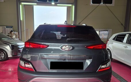 Hyundai Kona I, 2022 год, 1 635 000 рублей, 4 фотография