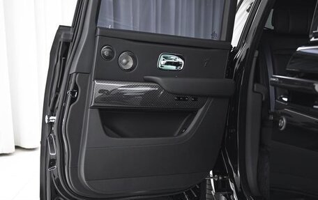 Rolls-Royce Cullinan, 2025 год, 55 500 000 рублей, 17 фотография