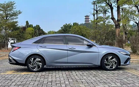 Hyundai Elantra, 2023 год, 1 410 000 рублей, 4 фотография