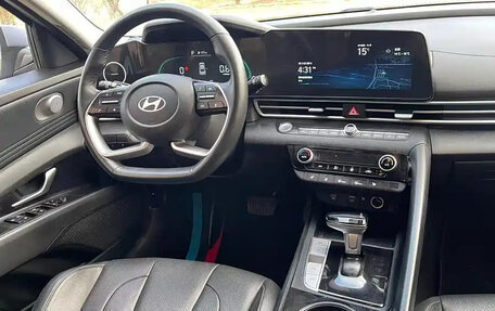 Hyundai Elantra, 2023 год, 1 410 000 рублей, 17 фотография