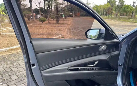 Hyundai Elantra, 2023 год, 1 410 000 рублей, 12 фотография