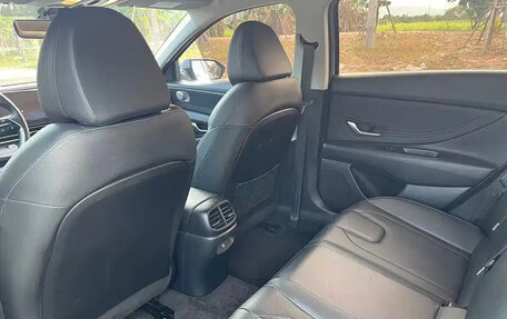 Hyundai Elantra, 2023 год, 1 410 000 рублей, 22 фотография