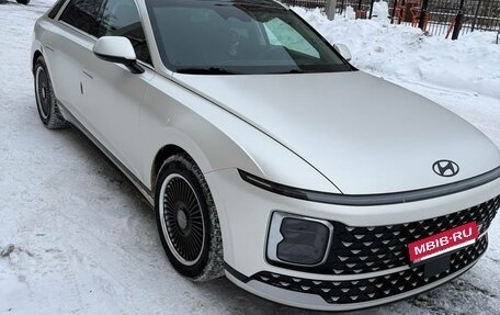 Hyundai Grandeur, 2023 год, 3 950 000 рублей, 2 фотография
