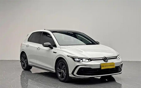 Volkswagen Golf VIII, 2024 год, 2 000 000 рублей, 3 фотография